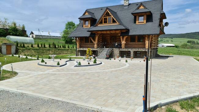 Układanie kostki brukowej Sanok, Lesko i okolice - NOWBRUK