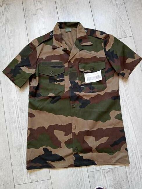 Sprzedam ubrania wojskowe