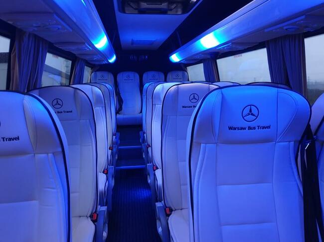 Przewóz osób na wycieczki przewozy turystyczne busy autokary