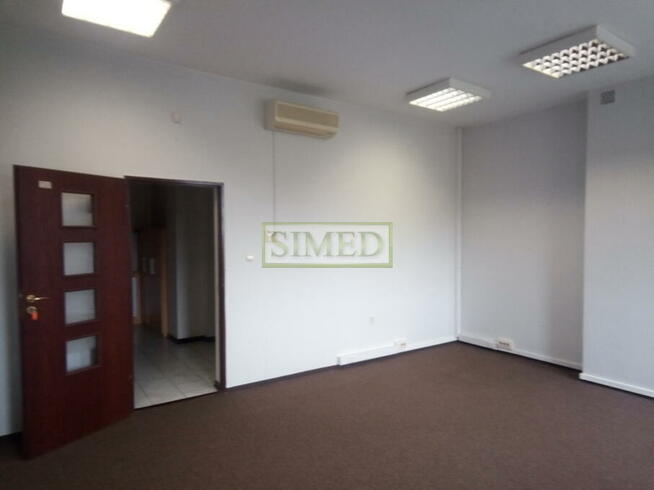 Studio 5m wysokości ,recepcja ,monitoring,ochrona