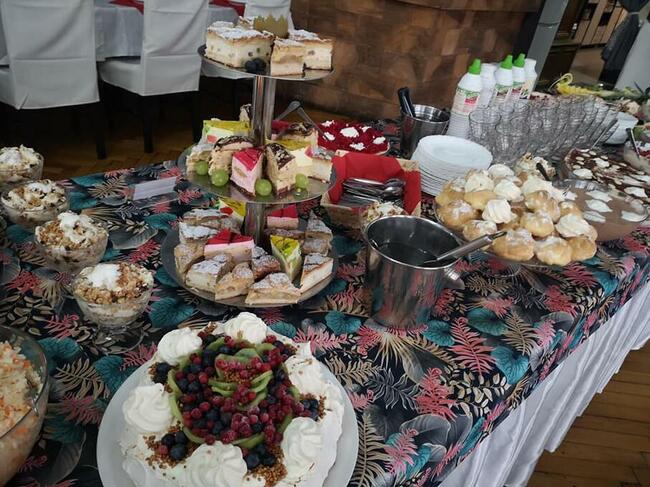 JESZ ILE CHCESZ niedziela obiad-SZWEDZKI STÓŁ Rybnik-RENATKA