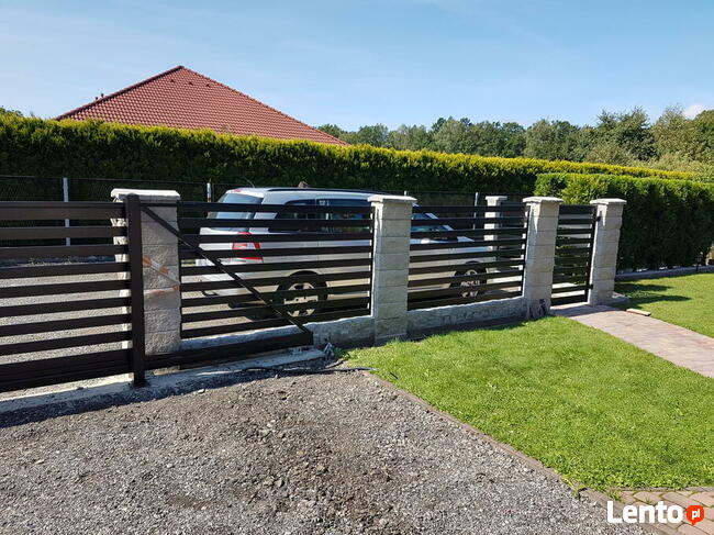 Balustrady , poręcze , ogrodzenia