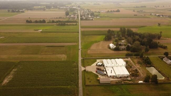 Nieruchomość gruntowa zabudowana przemysłowo - biurowa