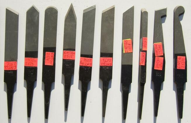 RĘKOJEŚĆ DO NOŻA TOKARSKIEGO TRZONEK Dłu. 220mm DŁUTO 21 25