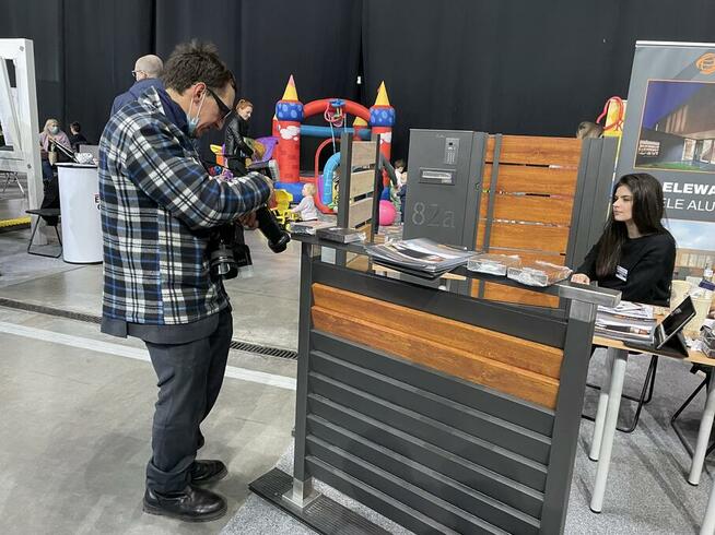 Powłoki drewnopodobne, Lakierowanie stali w imitacji drewna