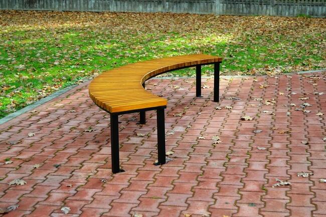 Ławka stalowa półokrągła bez oparcia miejska ŁUK W176