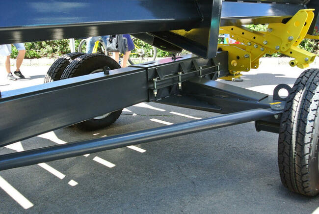 Wózek do kombajnu pod heder Carrello 2 Axes