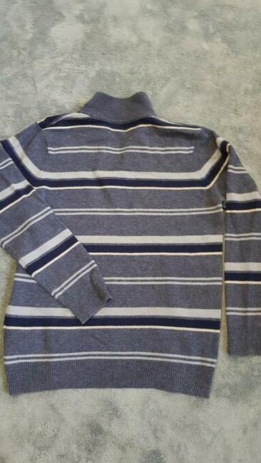 Sweter męski z wzorzystej dzianiny