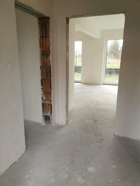 nowe mieszkanie 83m2,z ogródkiem i parkingiem