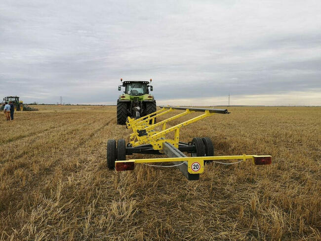 Wózek do kombajnu pod heder Carrello 2 Axes