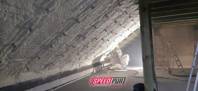 Piana PUR Ocieplanie Poddasze Wiązary Dach Strop Skwierzyna