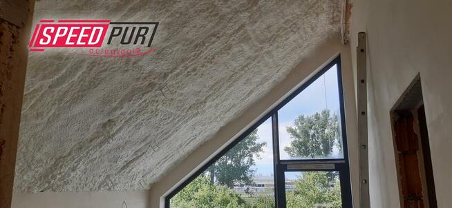 Piana PUR Ocieplanie Poddasze Wiązary Dach Strop Skwierzyna