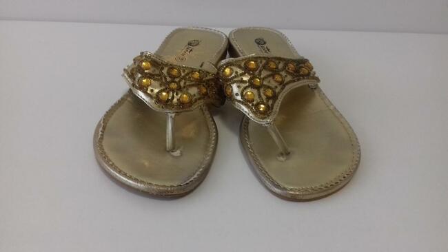 Buty damskie – japonki złote „Queen”, do sprzedania