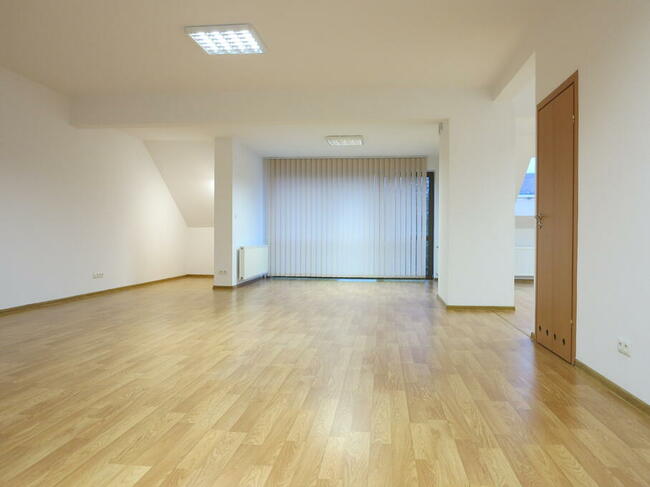 Bochnia centrum lokal biurowy do wynajęcia 172m2.