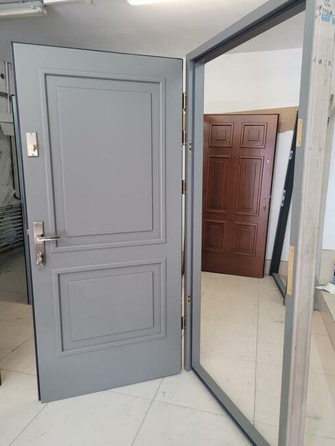 Drzwi zewnętrzne drewniane ZBYDREW