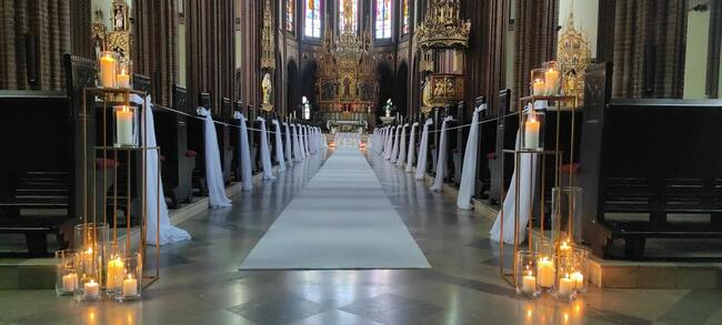 DEKORACJE ŚLUBNE KOŚCIOŁA Hapart-decor
