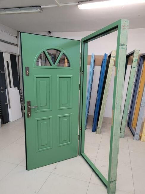 Drewniane drzwi zewnętrzne ZBYDREW