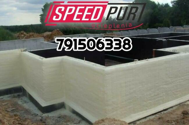 Piana PUR Ocieplanie Poddasze Wiązary Strop Hala Sulechów