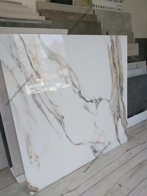Calacatta gold 120x120 płytki ścienne łazienkowe Cerrad