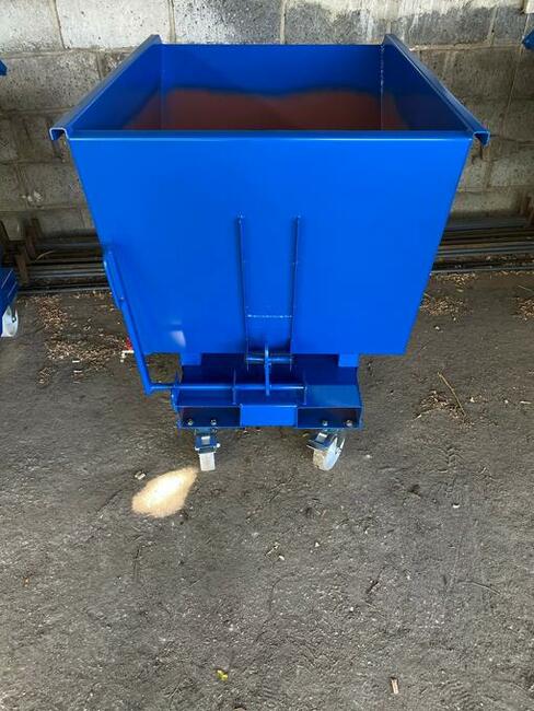 Kontener samowyładowczy, pojemnik, koleba 0,5m3