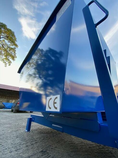 Kontener samowyładowczy, koleba uchylna, pojemnik, szufla 1