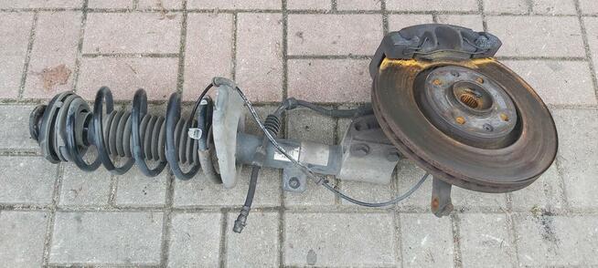 Peugeot 3008 5008 Zwrotnica Mcpherson kompletny prawy