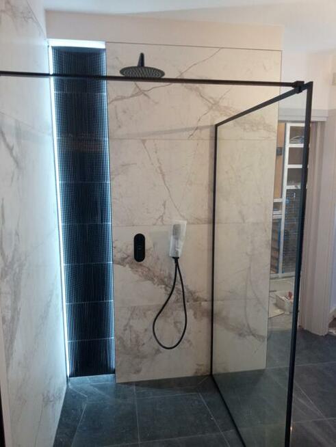 Układanie płytek -remonty