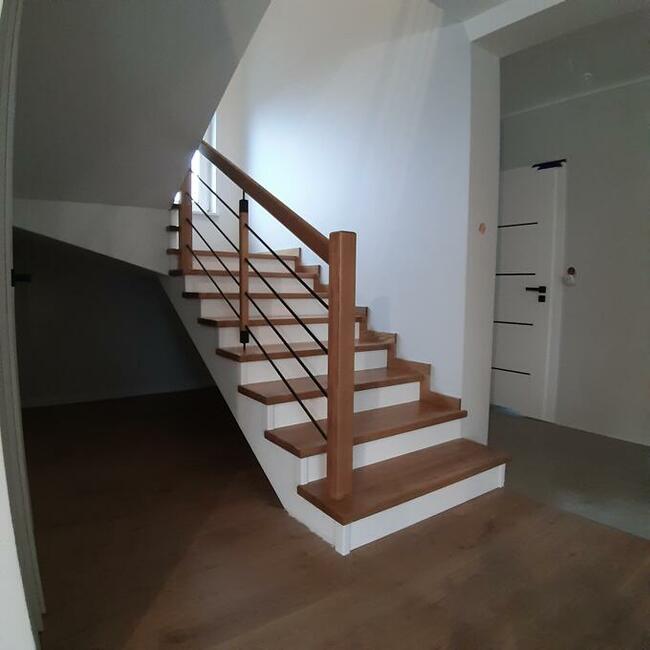 Schody drewniane loftowe