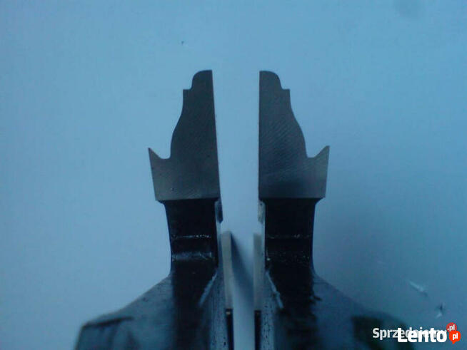 Frezy do drzwi do 45 mm z fazą pod kasetony, szyby (łuki)