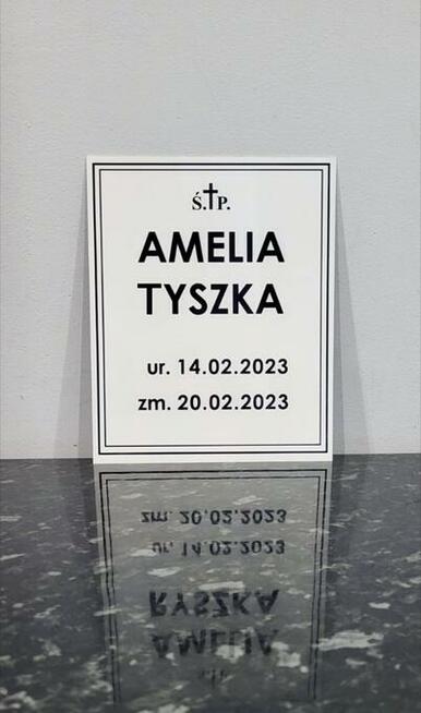 Współpraca Tabliczki Tablice pogrzebowe na grób krzyż pomnik