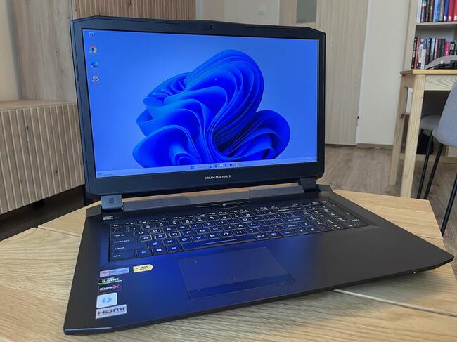 Dream Machines / i9-9900K / RTX 2080 / 32GB RAM / SSD 2TB