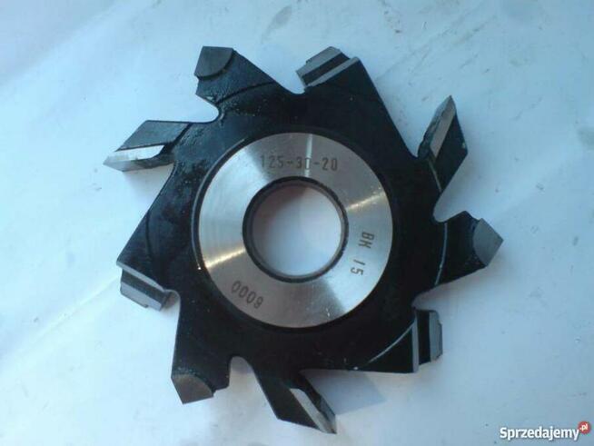 Frezy do drewna proste do rowków, wręgów z podcinakami