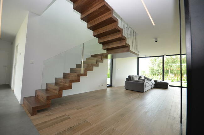 Schody drewniane loftowe