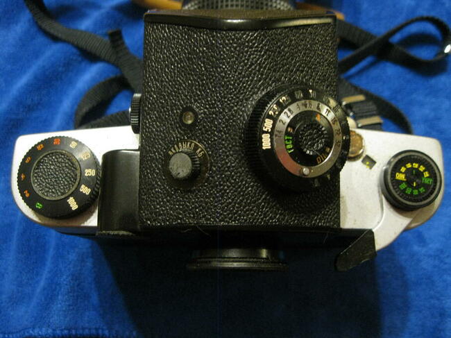 Aparat Fotograficzny KIJEW 60 TTL 6X6