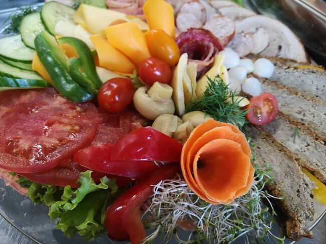 KOMUNIA w lokalu lub catering RYBNIK restauracja RENATKA