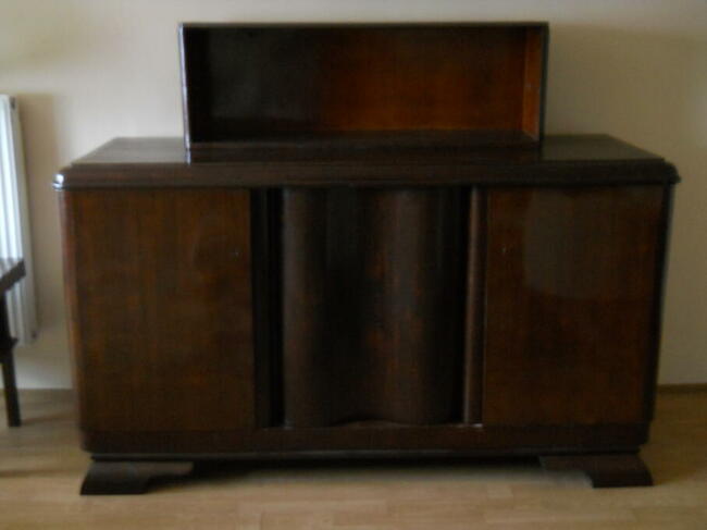 Bufet. Komoda. Kredens. Szafka. Antyk