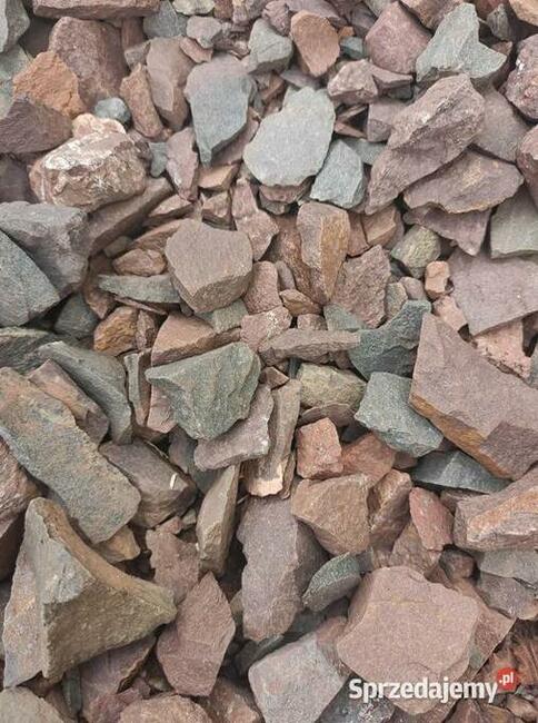 Melafir czerwony 10-30 mm kamień ogrodowy worek 24,5 kg