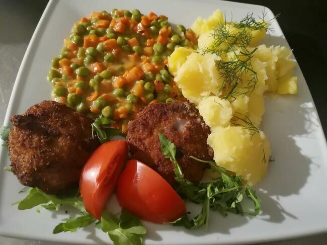 DOWÓZ-Rybnik tanie obiady restauracja RENATKA