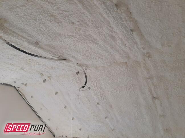 Ocieplanie PUR Poddasze Wiązary Dach Strop Świebodzin