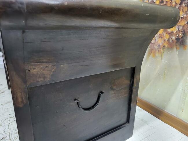 Kufer/ Siedzisko z MANGO