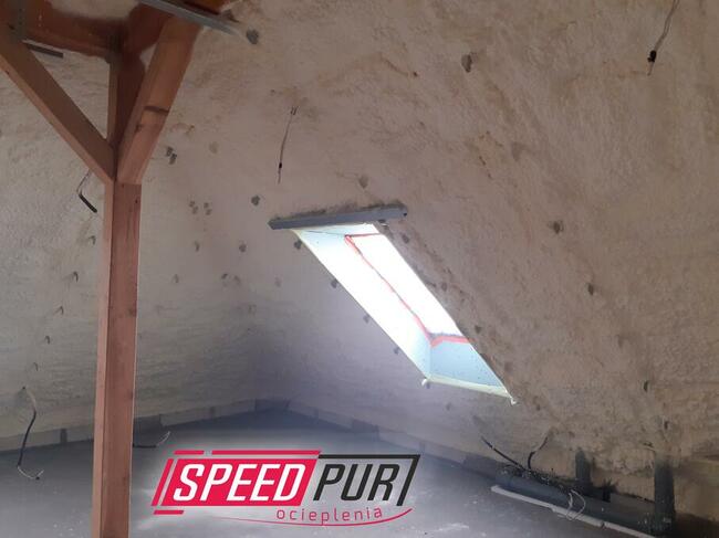 Ocieplanie PUR Poddasze Wiązary Dach Strop Świebodzin