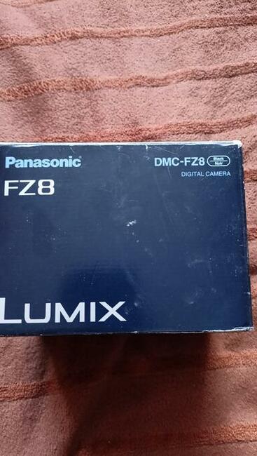Sprzedam Aparat LUMIX