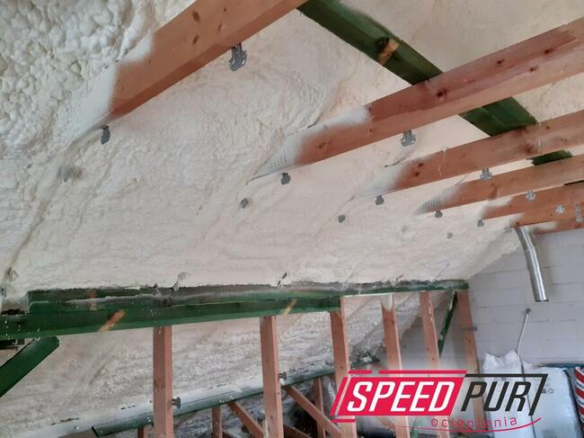 Ocieplanie PUR Poddasze Wiązary Dach Strop Świebodzin