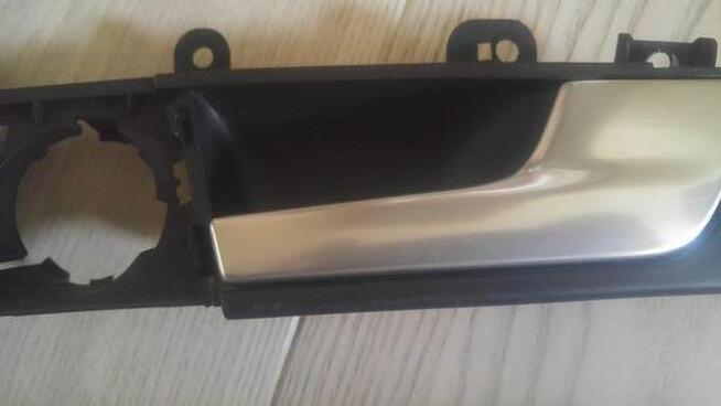 Klamka wewnętrzna prawy tył 8P4839020 Audi A3 S3 RS3 8P