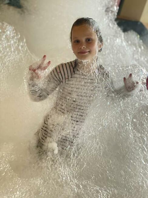 Wytwornica generator piany pokaz piana