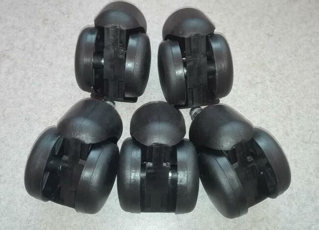 Kółka plastikowe (trzpień F 11 mm) do foteli obrotowych kpl