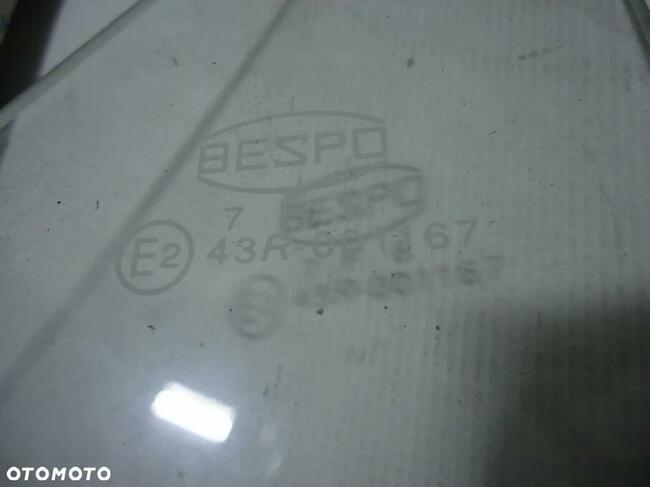 NOWA SZYBA TRÓJKĄTNA FIAT 126p LEWA PRAWA