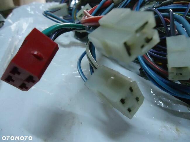 NOWE WIĄZKI ELEKTRYCZNE FIAT 126p STARY TYP