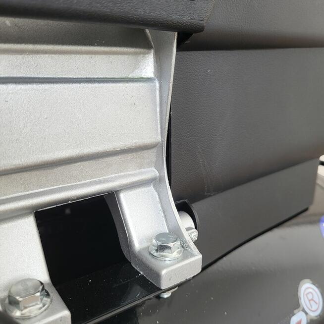 Kompresor Sprężarka 50l 8BAR 3,8KM 210L/Min 230V