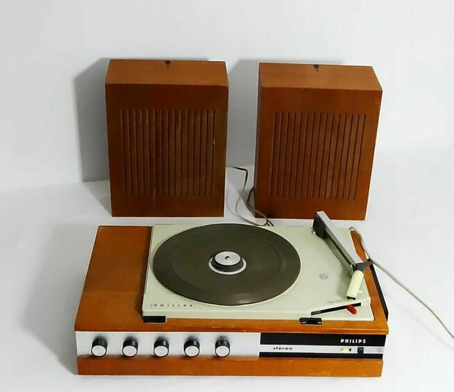 Stary gramofon Philips AG 5957/22 model 1966